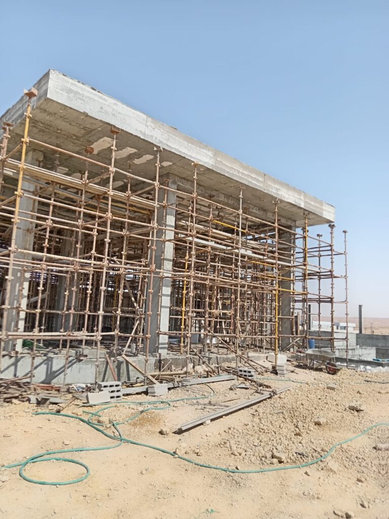 أعمال المقاولات والإنشاءات